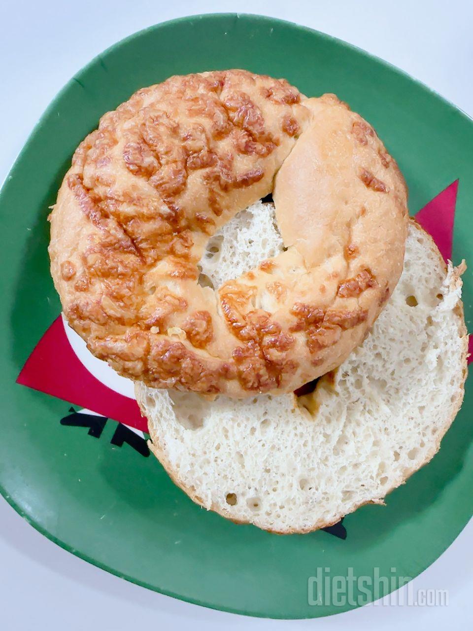 성수동제빵소 치즈두부베이글 넘넘 맛있