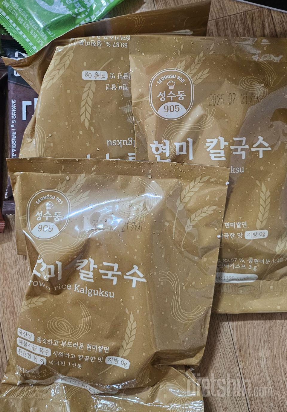 맛있어요 밀가루보다좋아서 애용하게되네