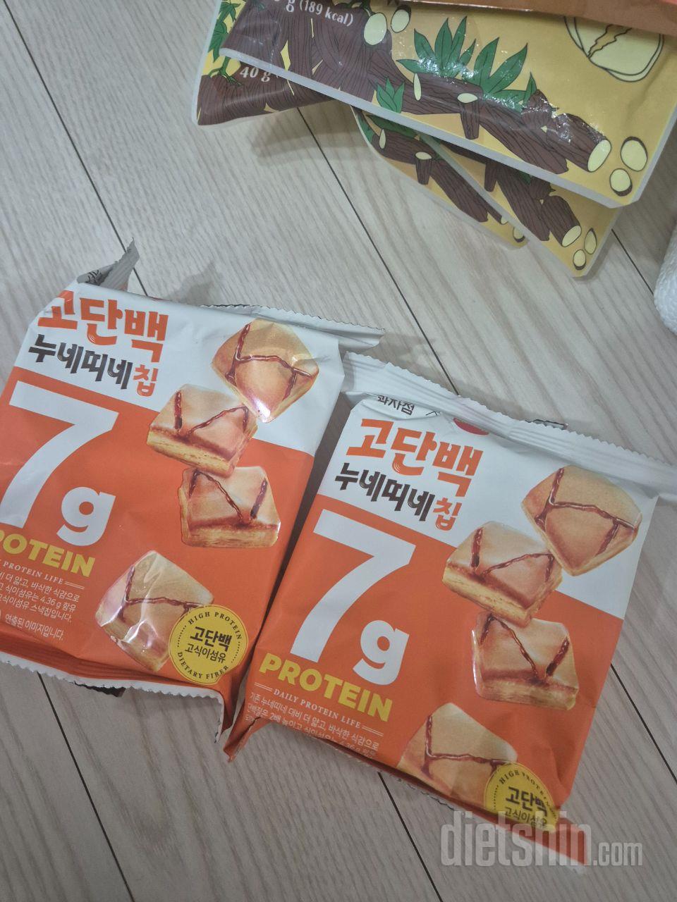 ㅂㅏ삭하그 맛있어요~~ 누네띠네처렁