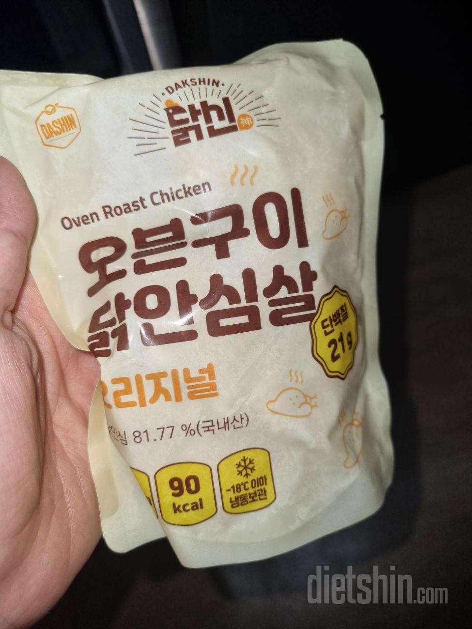 닭가슴살보다 쫄깃한 맛이 있어서 자주