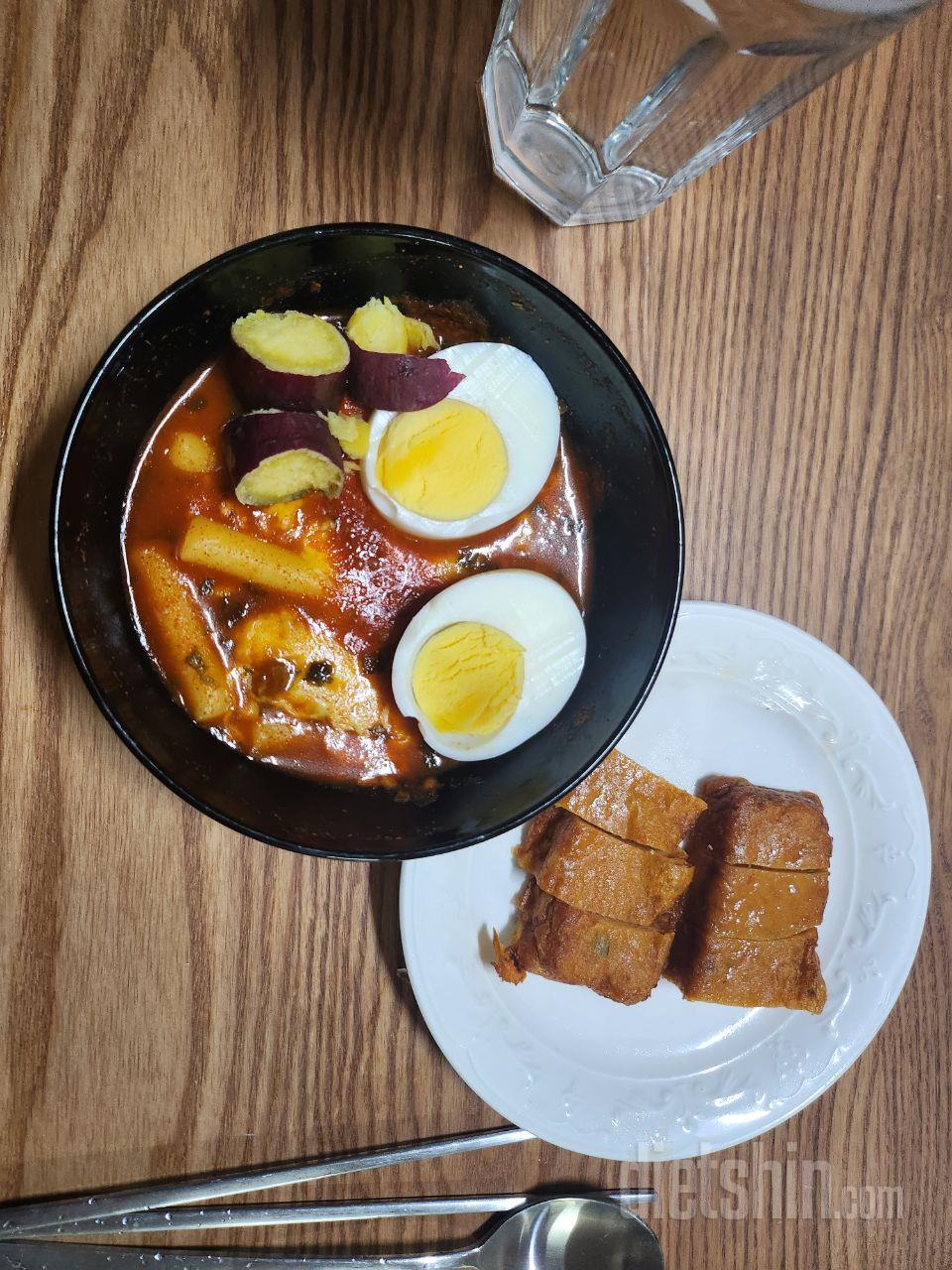 어묵바 받았어요
맛은.. 없어요ㅠ