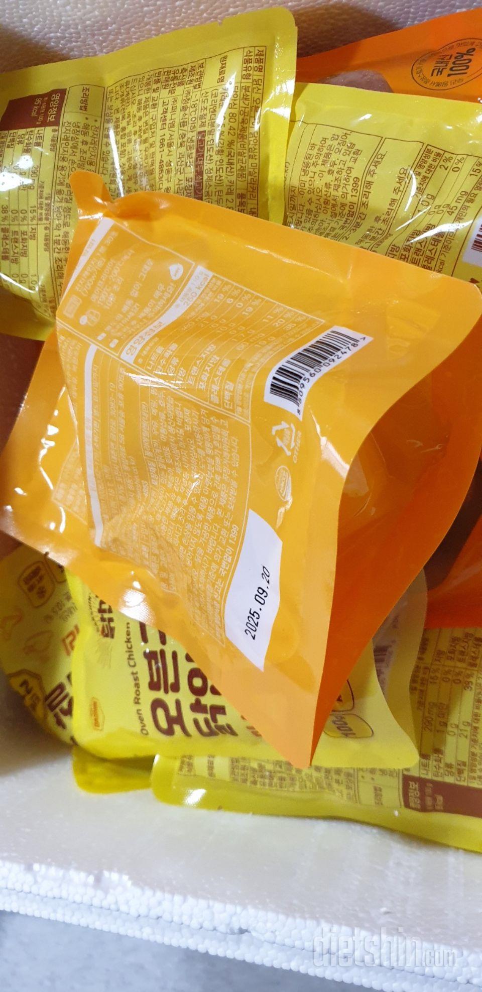 생각보다 더 달달하네요
소스도 많아서