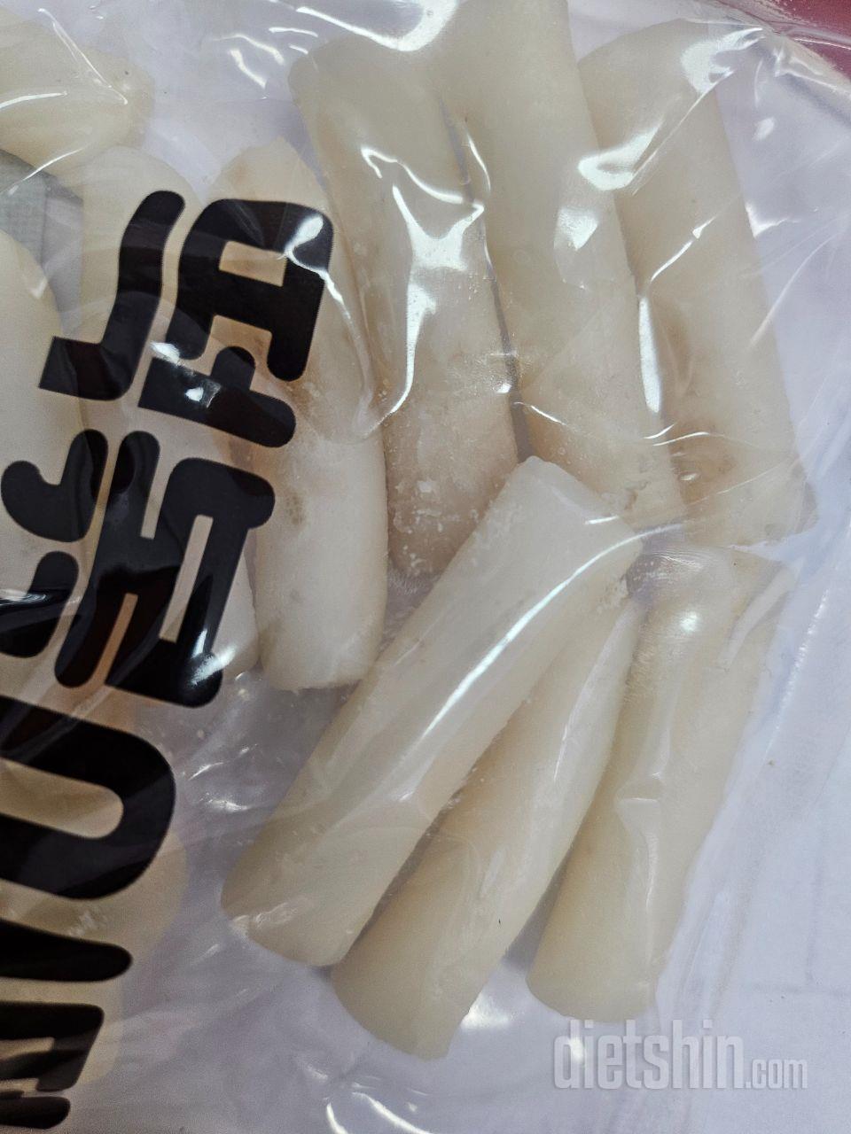 3개 샀는데 2개가 곰팡이 불량품 입