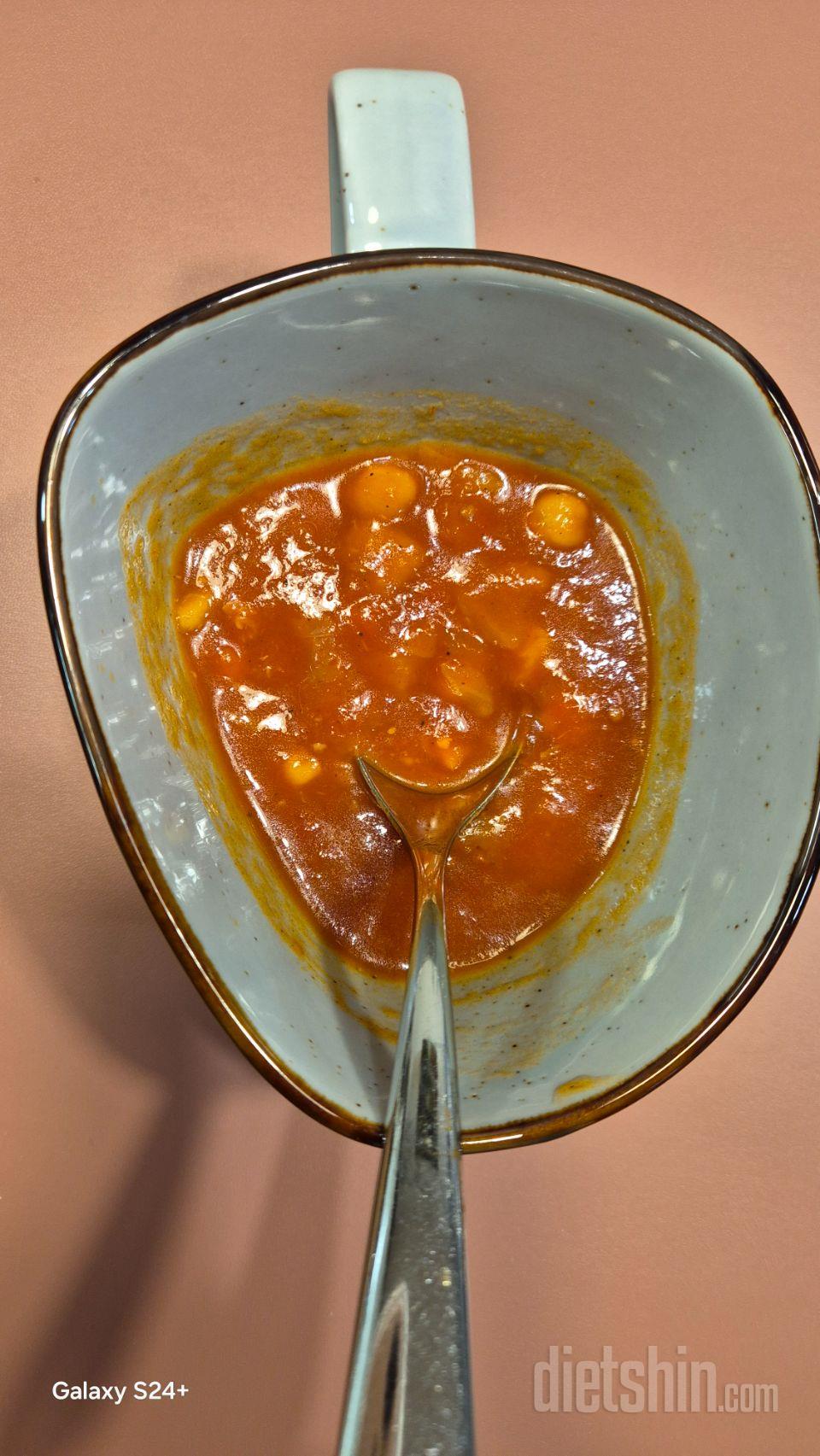 달큰하니 맛있어요 
건더기가 좀더 있