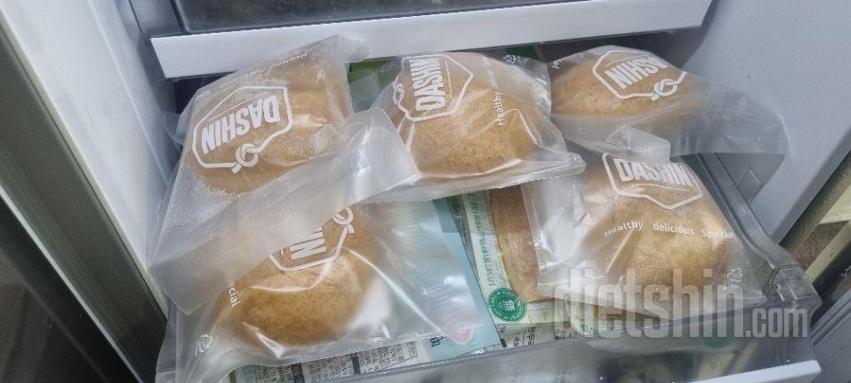 크림빵을 좋아해  편의점저당 크림빵