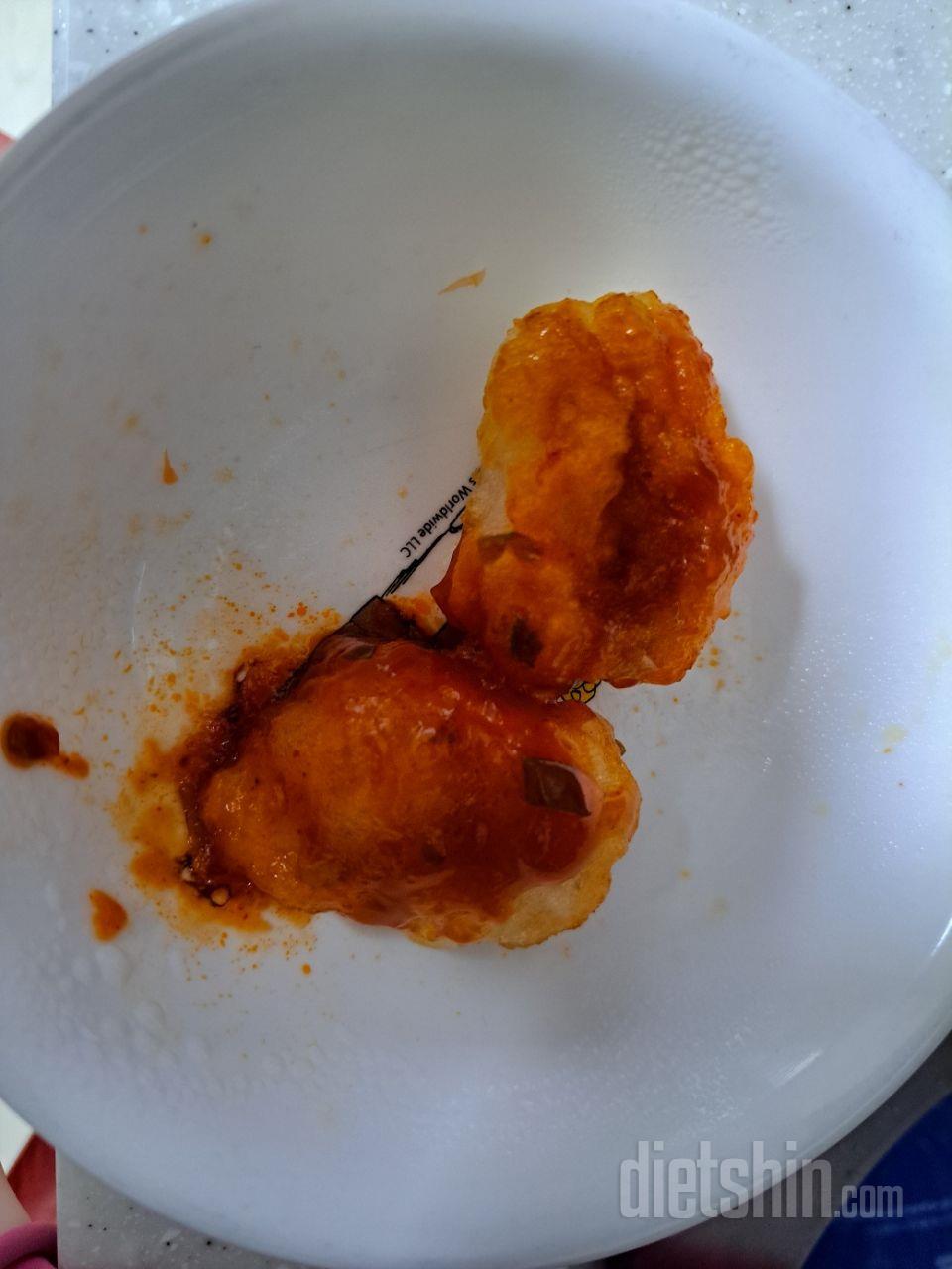 받자마자 렌지 돌려서 먹어봤는데 밀가