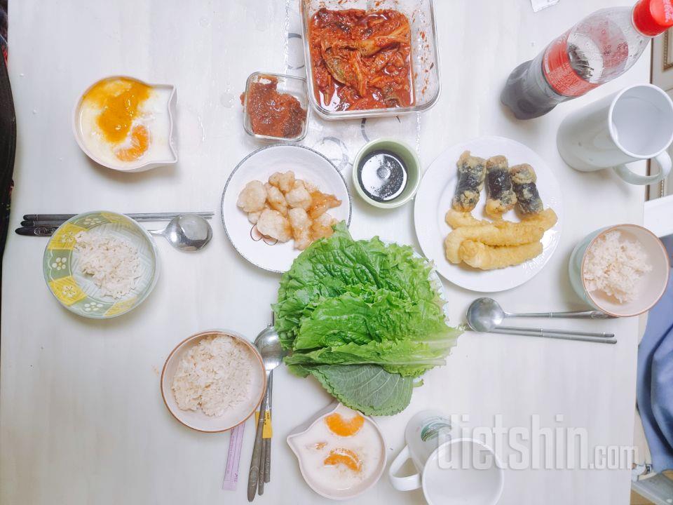 갑자기 할인쿠폰 받아서 반찬으로 쌈싸