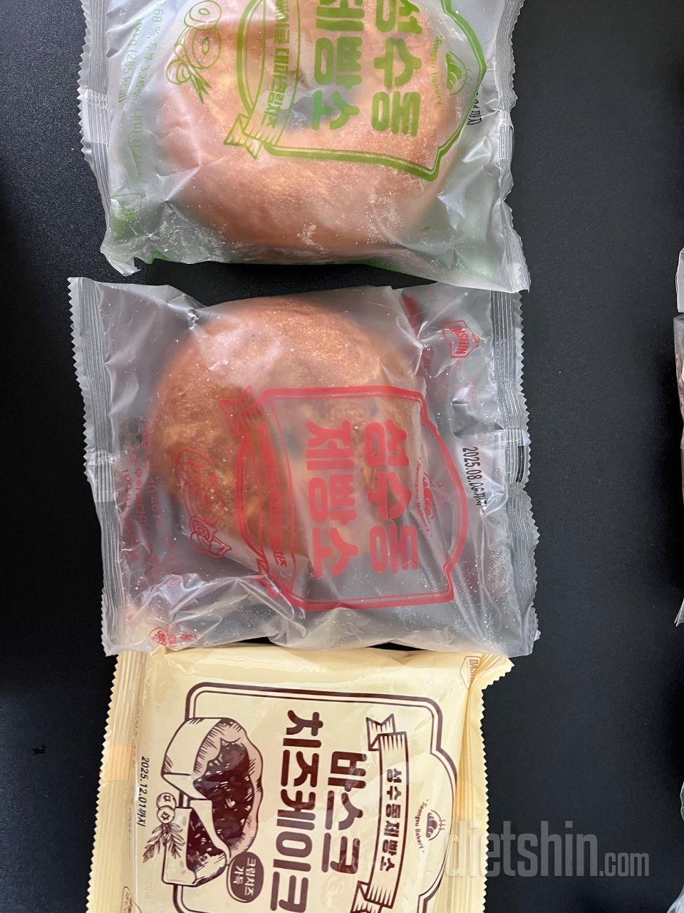 이러케 맛있으면 반칙이지… 
속세의