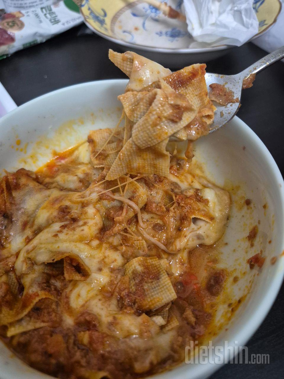 소스가 많고 치즈도 많아 맛있어요