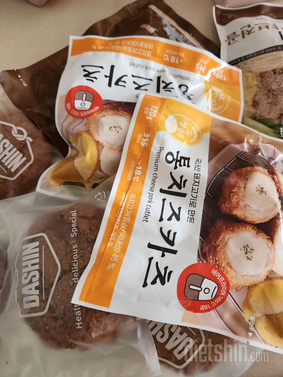 전자렌지에 돌려 간편하게 먹어요
치즈