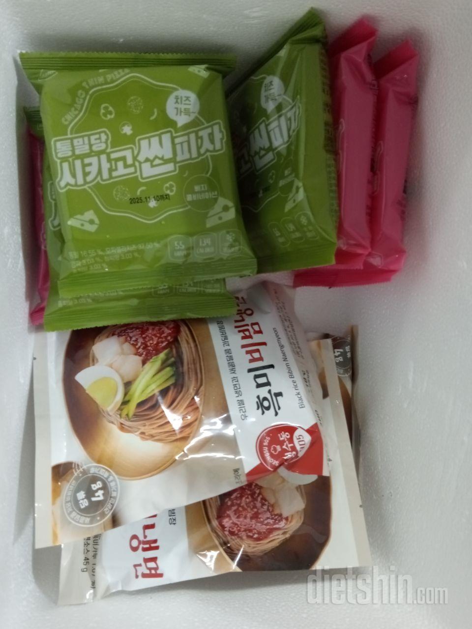 맛있어요. 가끔씩 구매합니다