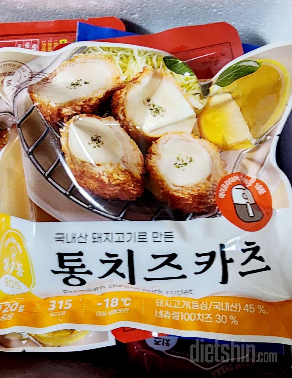 가끔 치즈돈까스가 너무 먹고싶을때가