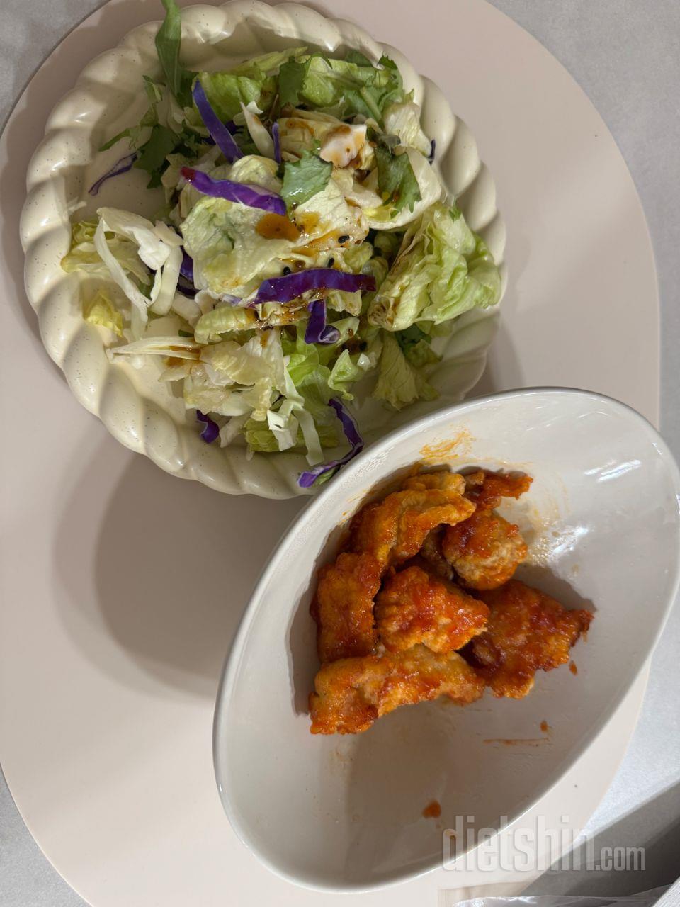 하 완전 맛있어용 치킨 먹고싶었는데