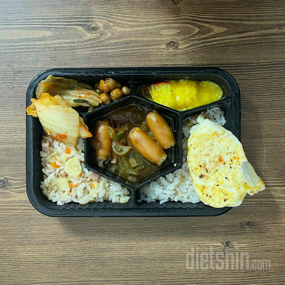 양이 조금 부족할 것 같아 김치랑 계