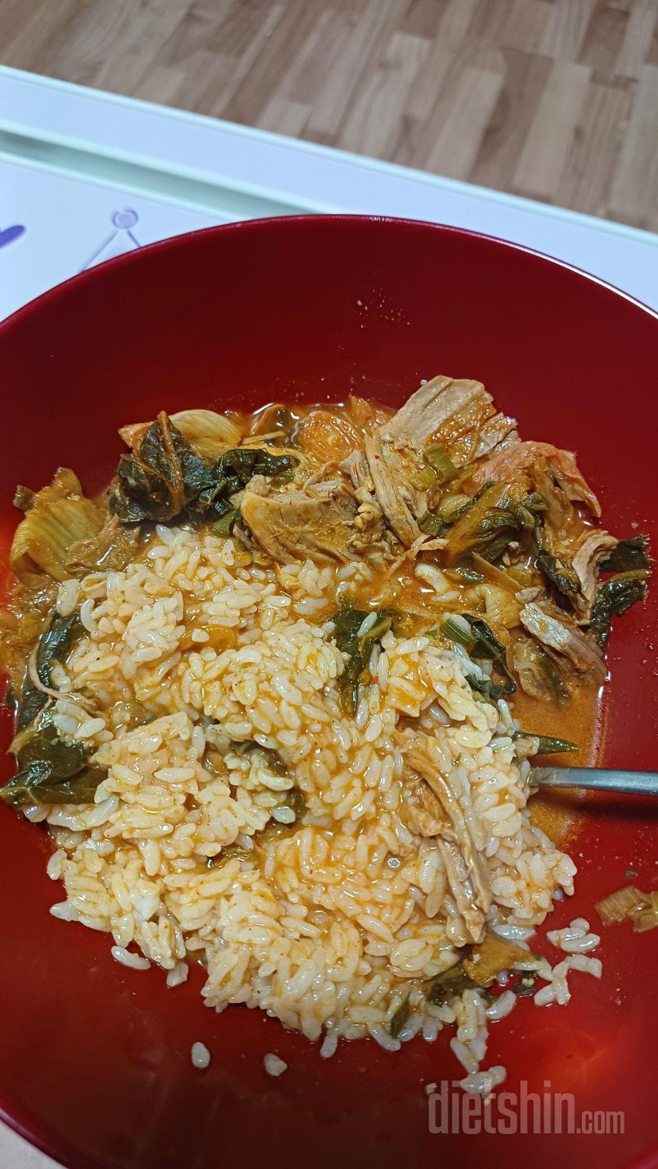 너무맛있어요 김치랑먹으니 짱~^^