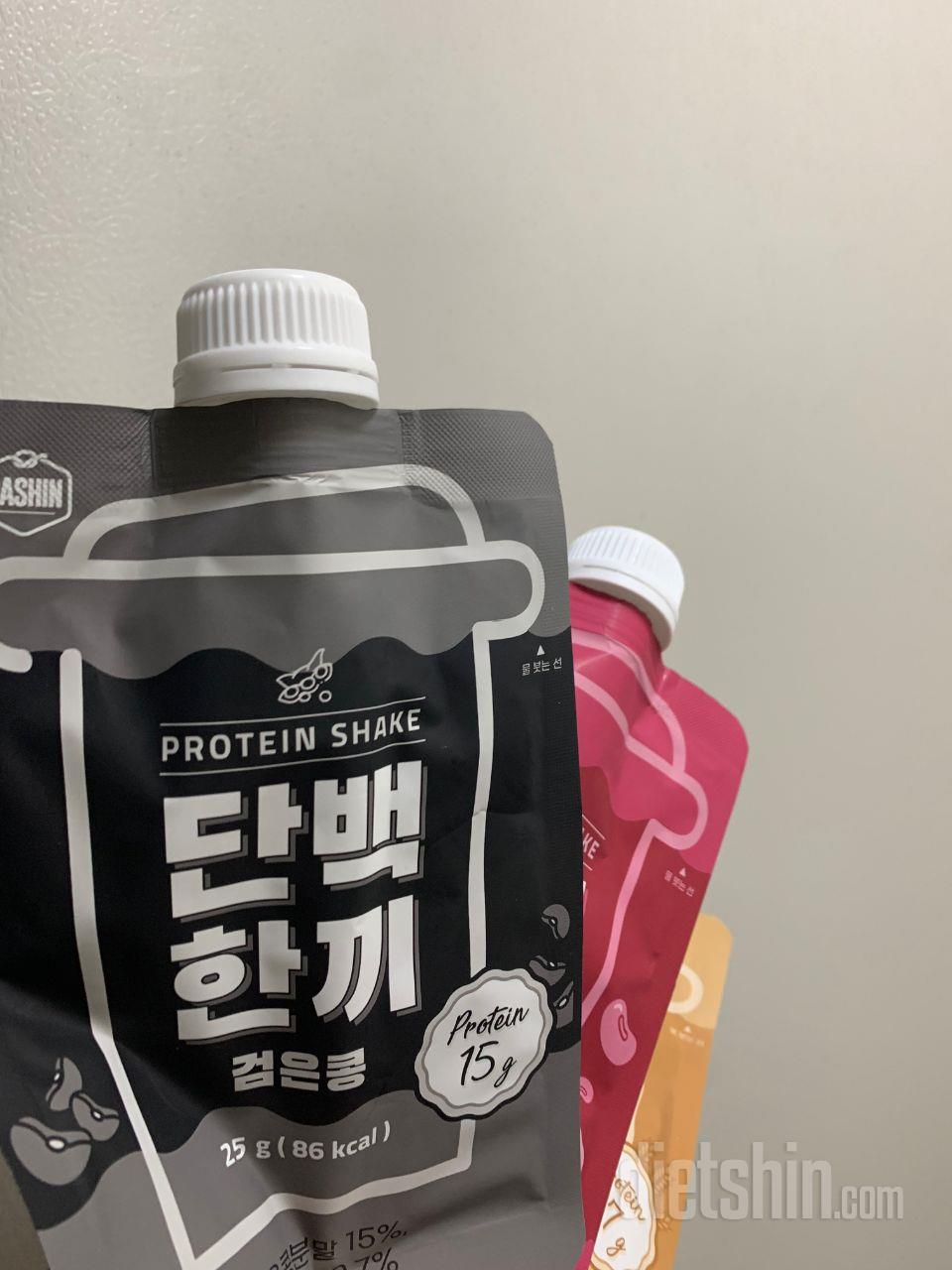 밖에서 간편하게 먹을게 필요해서 샀음