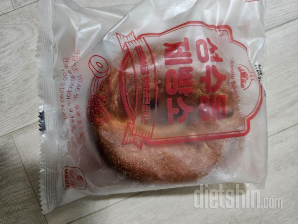 크림치즈가 별도로 들어 있는 줄 알았