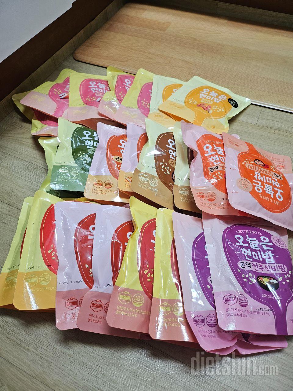 점심 대용으로 간편하고 맛있어요~