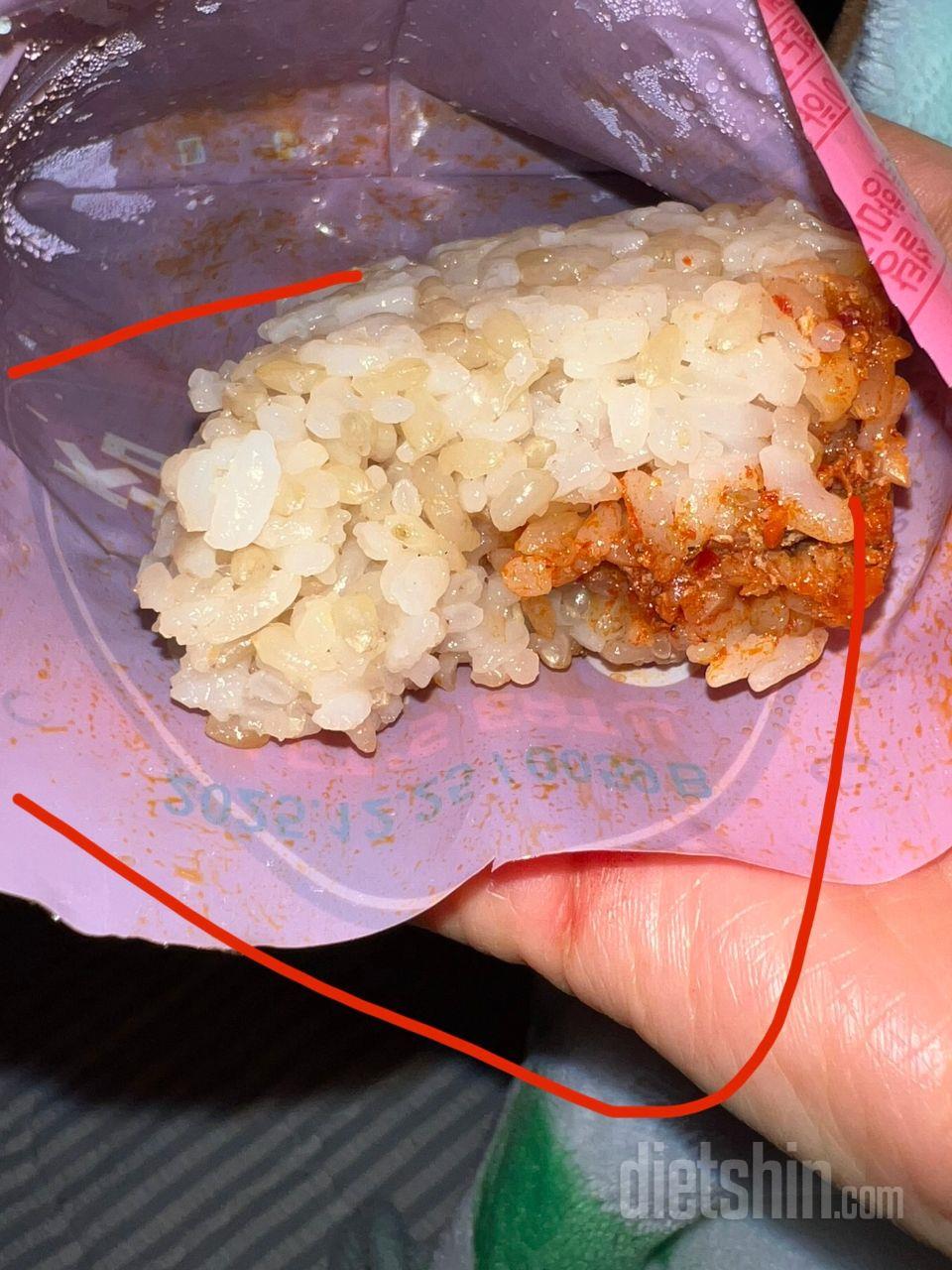 맛은 잇는데 .. 절반을 먹어도 고기