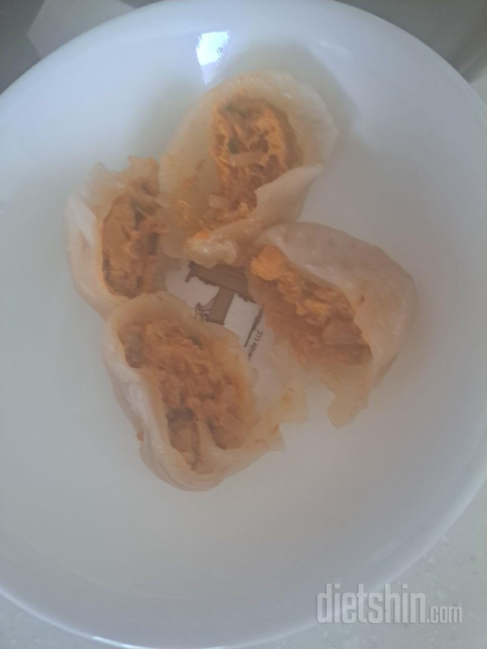 매콤한걸 좋아하는데 꽤 매콤해서 좋아