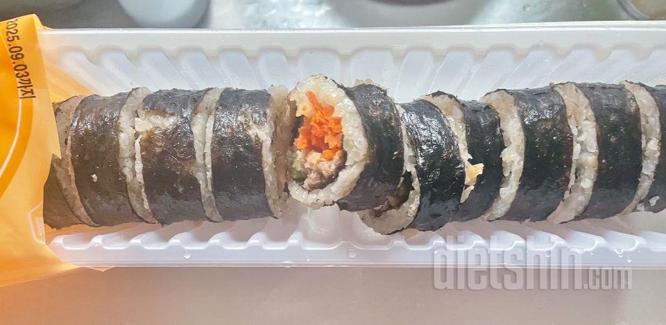 현미밥으로 만든 김밥이 인터넷에서 주