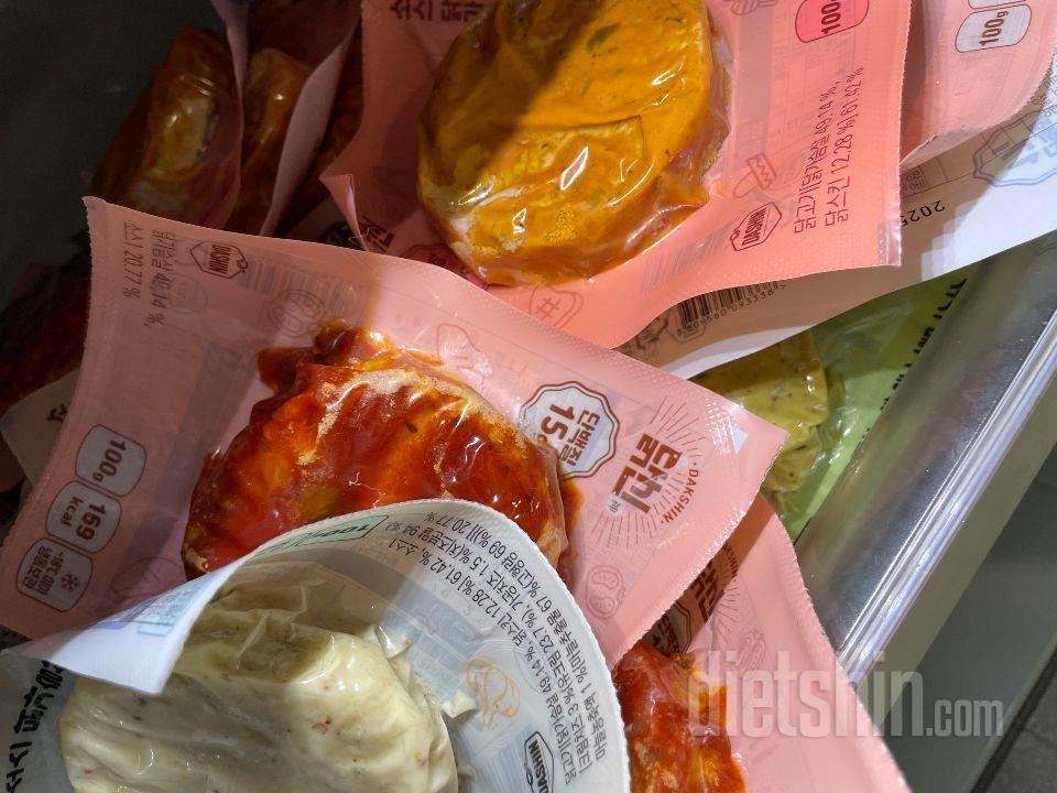 맛있어서 재주문했어요! 닭가슴살같지