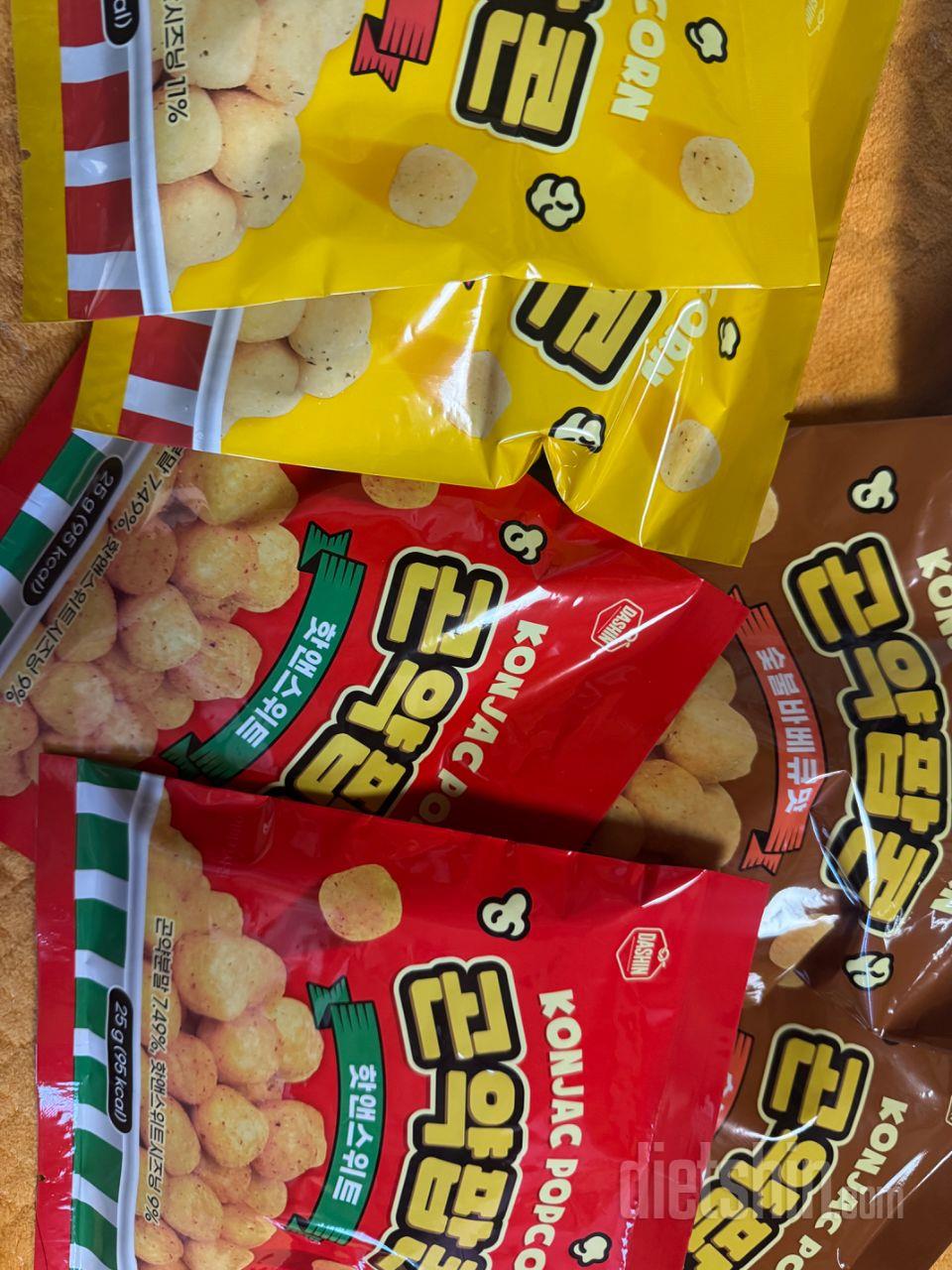 그냥 팝콘 같아요! 너무 맛있어요