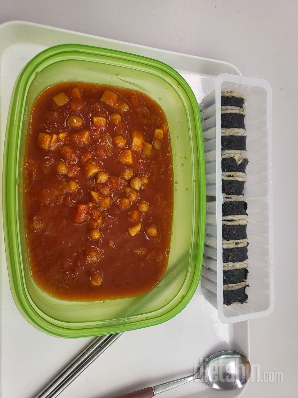 김밥과 마녀스프 진짜 둘다 맛있었어요