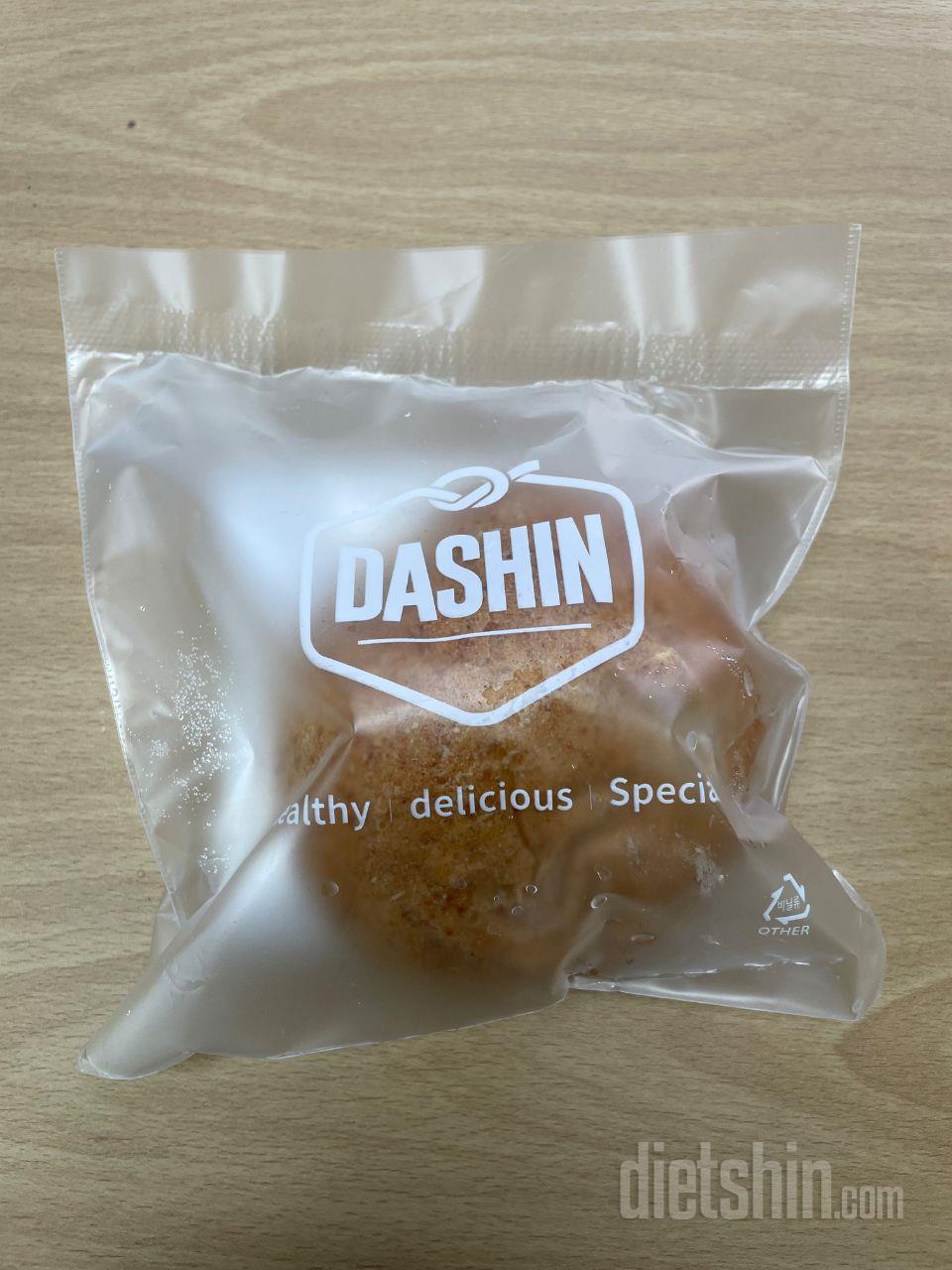 통밀이어서 부담없이 먹기 좋아요! 피