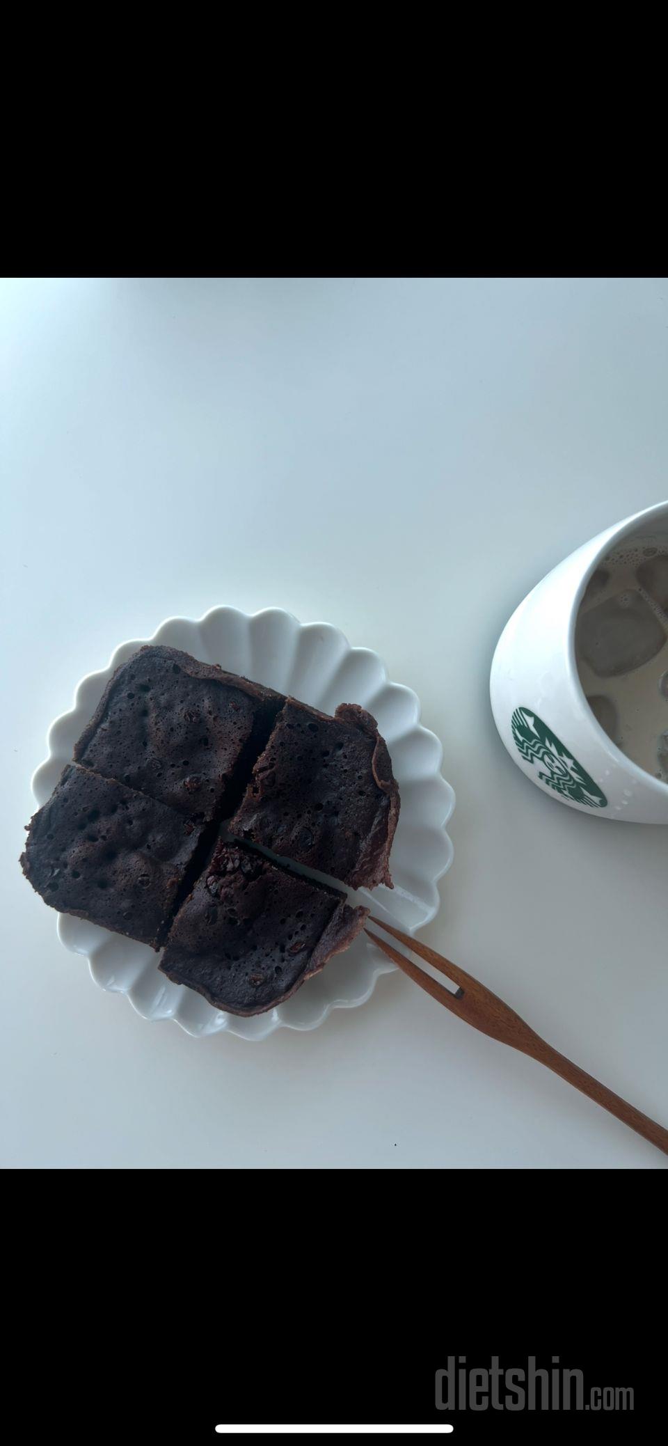 단백질바 먹어봤는데 고소하고 맛있더라