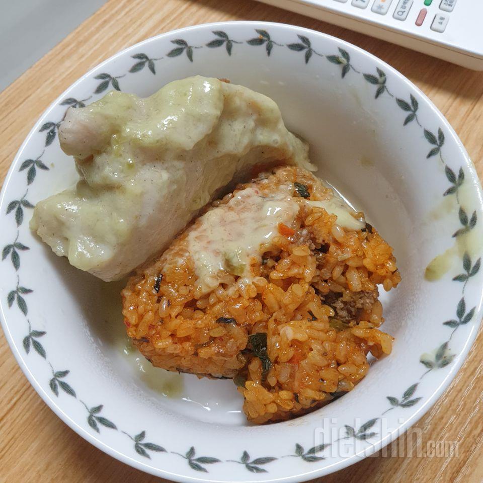 오오 청양마요 맛.
살짝 알싸하니 맛