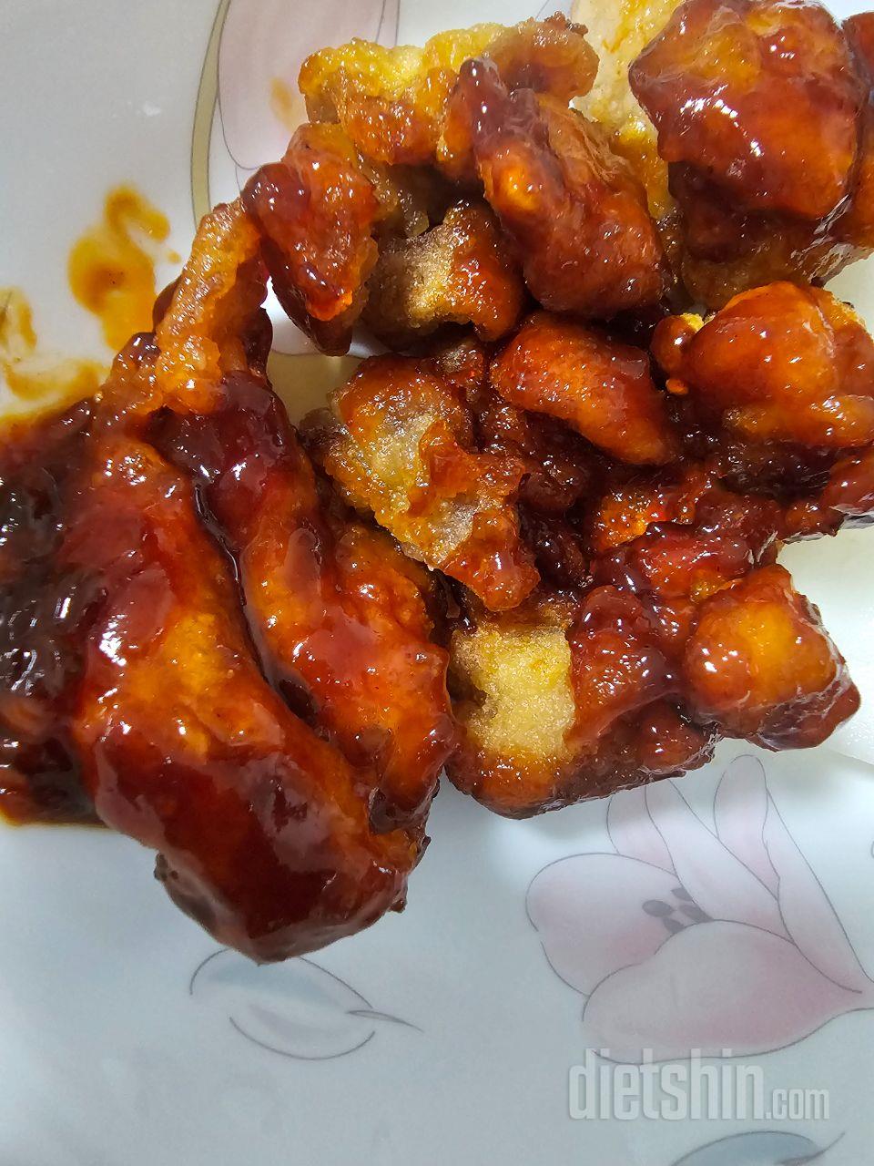 사먹는 닭강정맛이 나는데 칼로리 부담