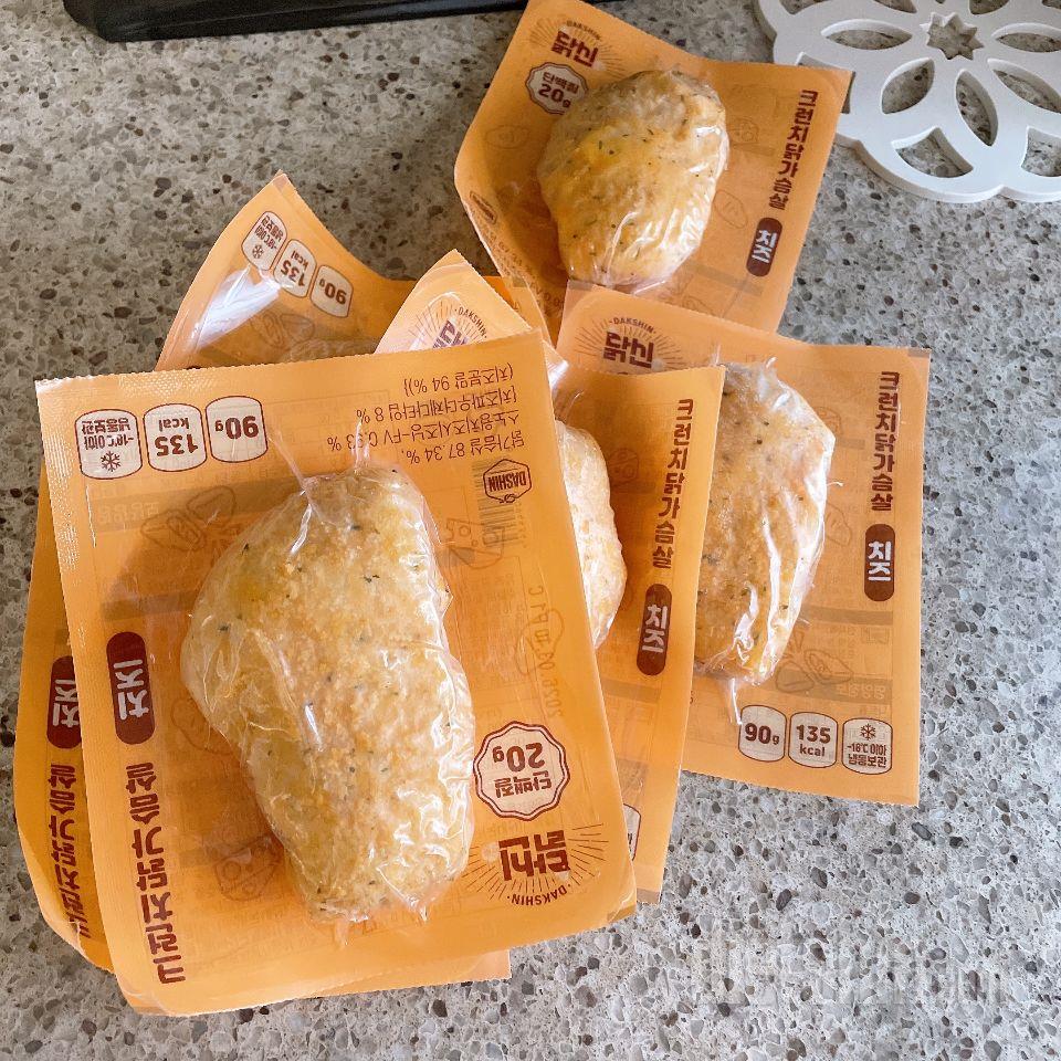 치즈맛이 가장 맛있는 것 같아요. 크