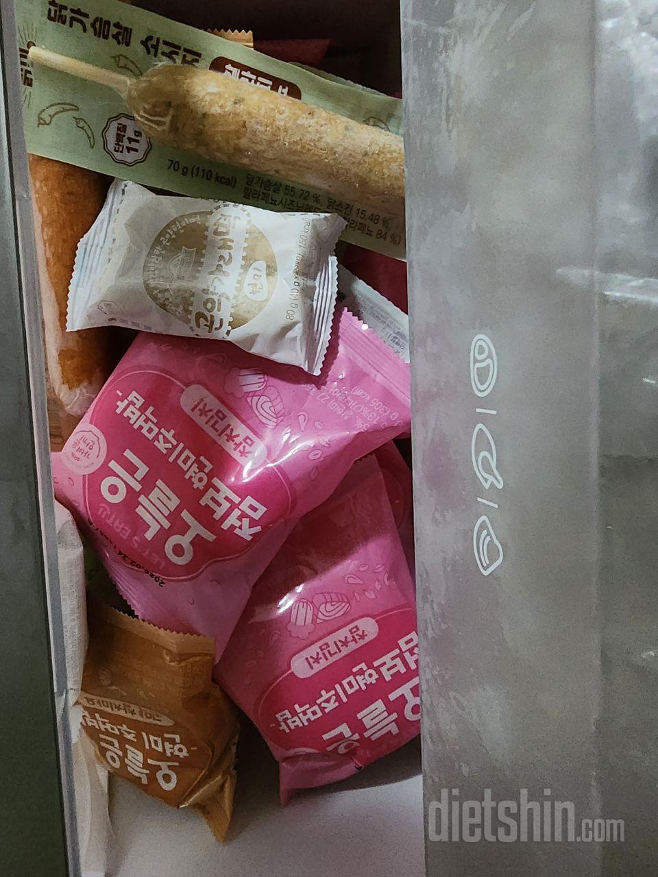 담백하고 식감이 좋아서 맛있게 먹고있