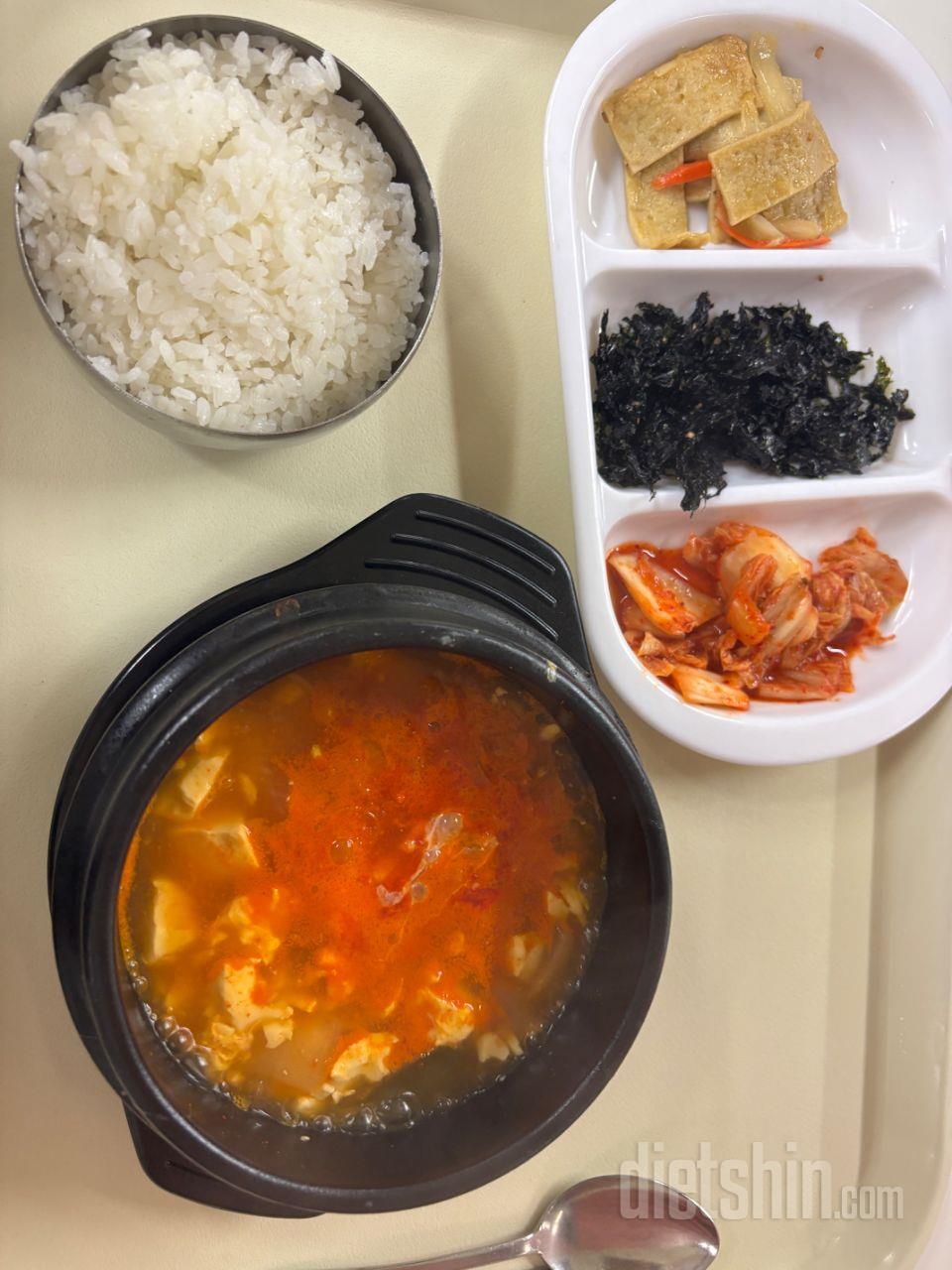 대학생이라 끼니를 대충 인스턴트로 떼