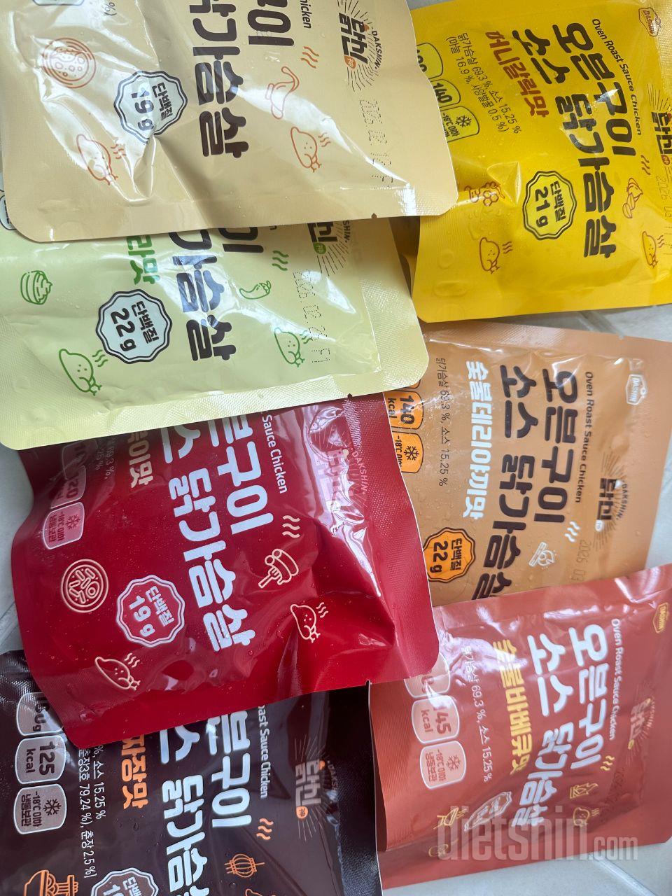 닭가슴살 먹기 힘들어서 소스있는걸로