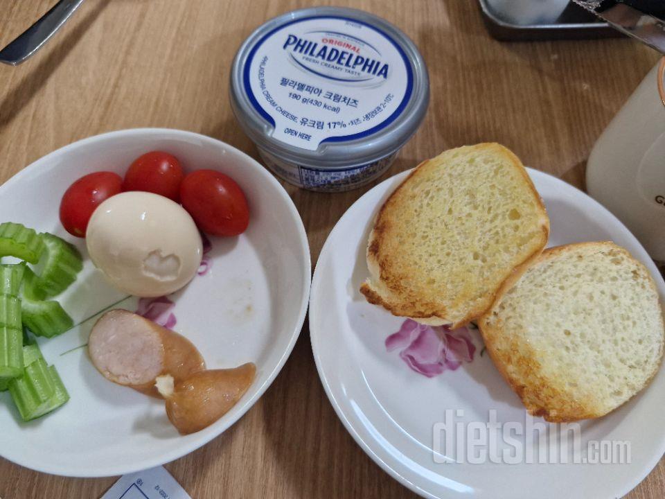 아이들과 아침대용으로 먹어요^^
너무