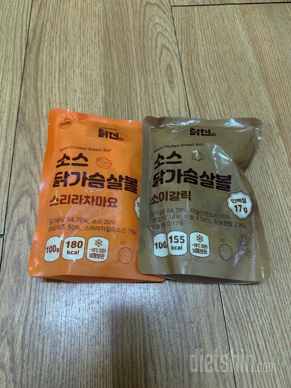 소스가 적고 닭고기 냄새 난다해서 걱