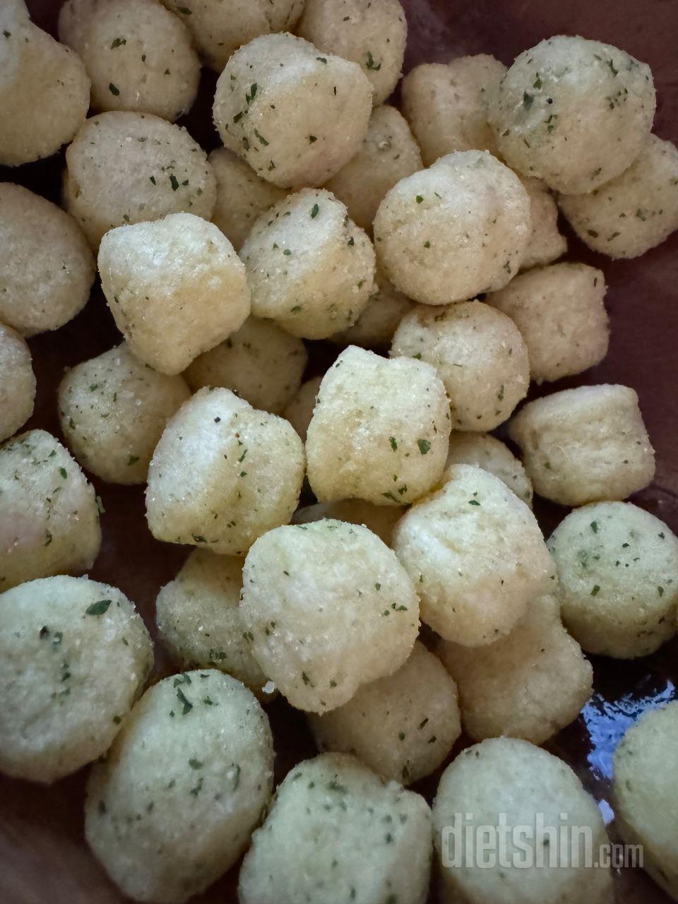 이거 진짜 맛있어요,,,
단백칩은 고