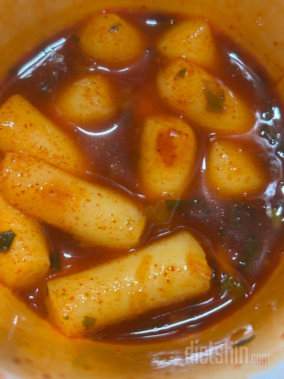 이 칼로리에 떡볶이를 먹을 수 있어서