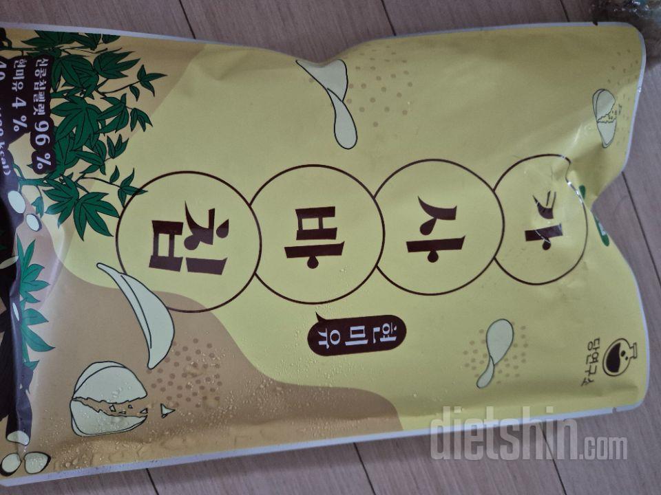 과자 땡기때 먹고 싶어 사봤어요~
알