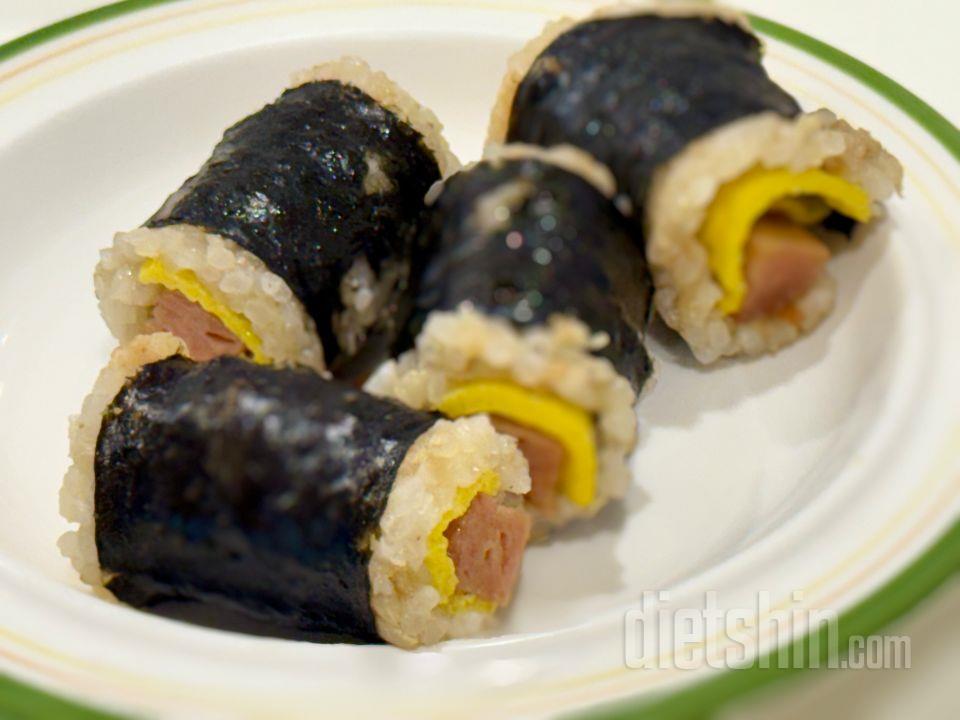 엄청난 김밥덕후인데 김밥이 당수치+칼