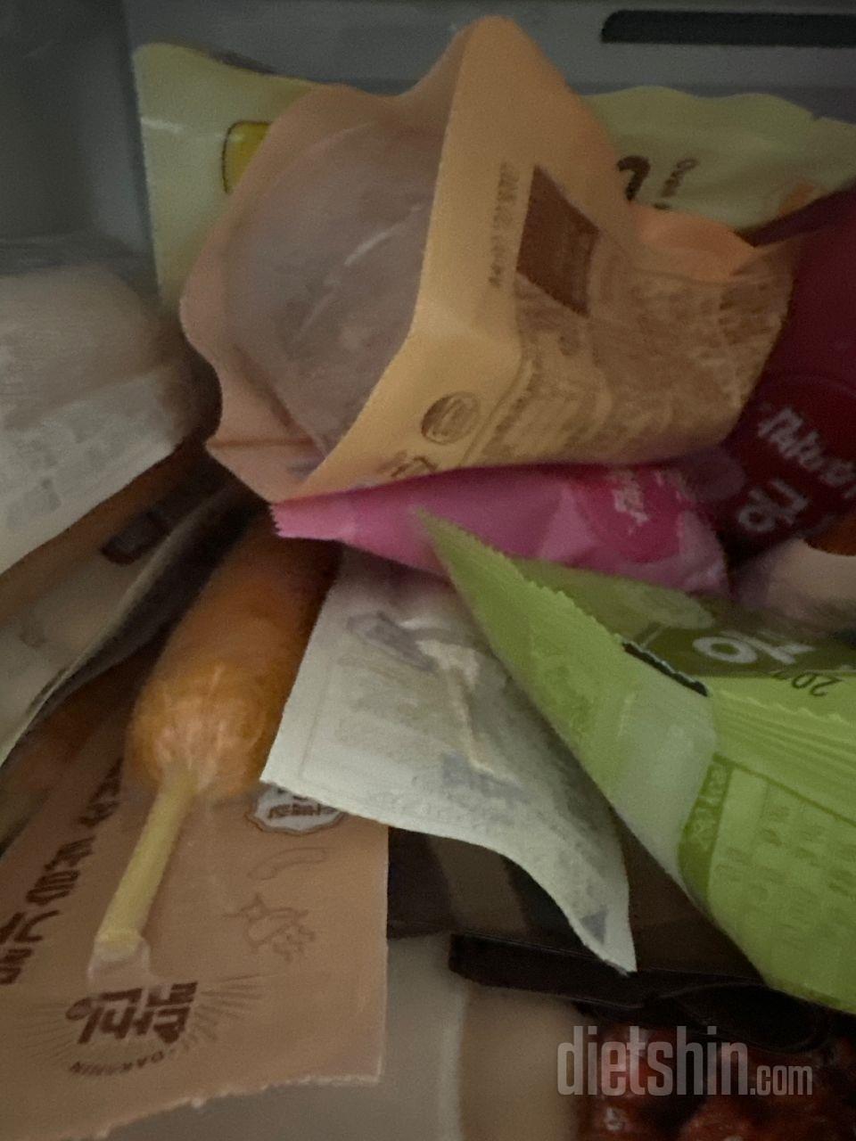 배송도 엄청 빠르고 물건도 엄청 맛있