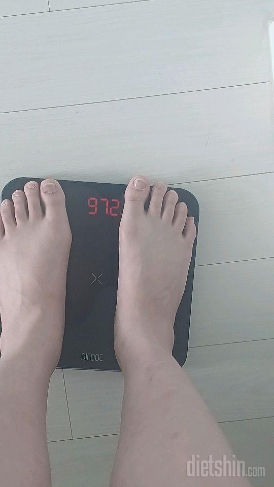 7일 아침 몸무게 재기1일차 성공!