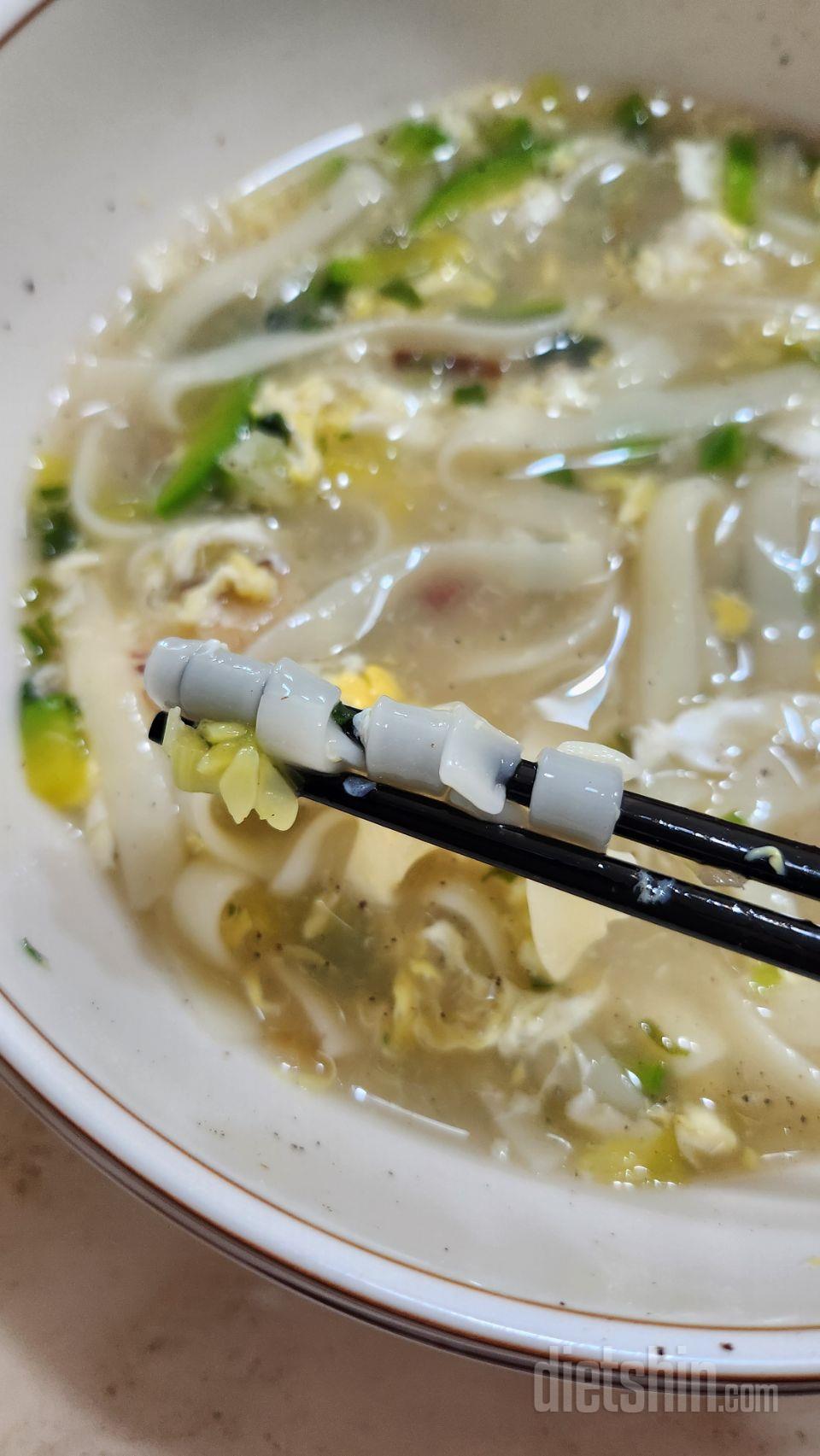 너무나 맛있어요!! 면도 쫄깃하구요
