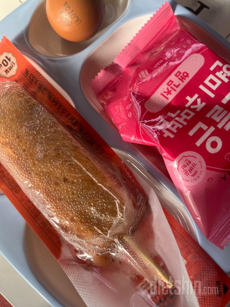 맛있네요 전자렌지 돌려먹기만 하면 되