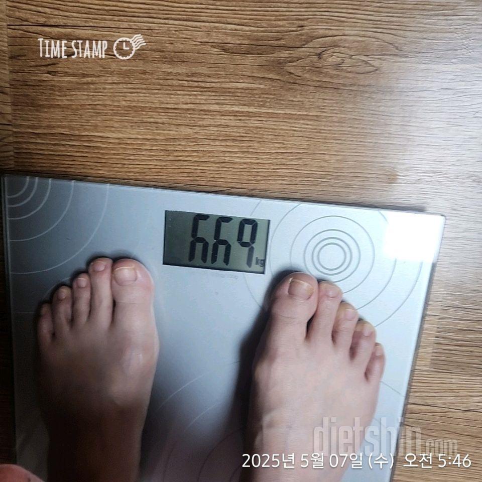 7일 아침 몸무게 재기421일차 성공!