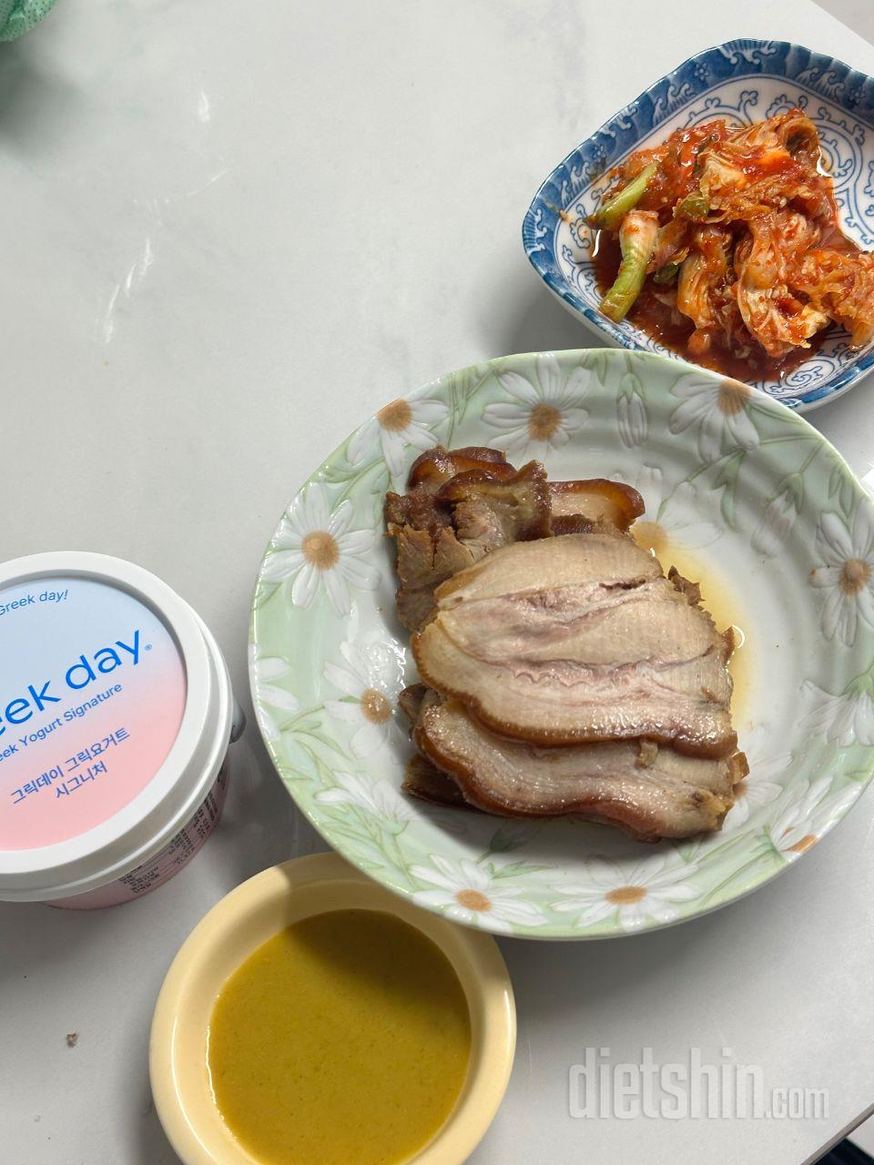 뭐징 넘 맛잇습니다
일인분으로 적당한