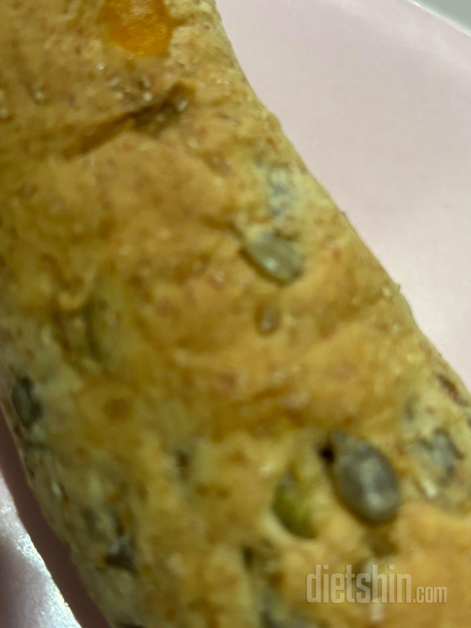 고소하고 견과류 씹혀서 더 맛있어요