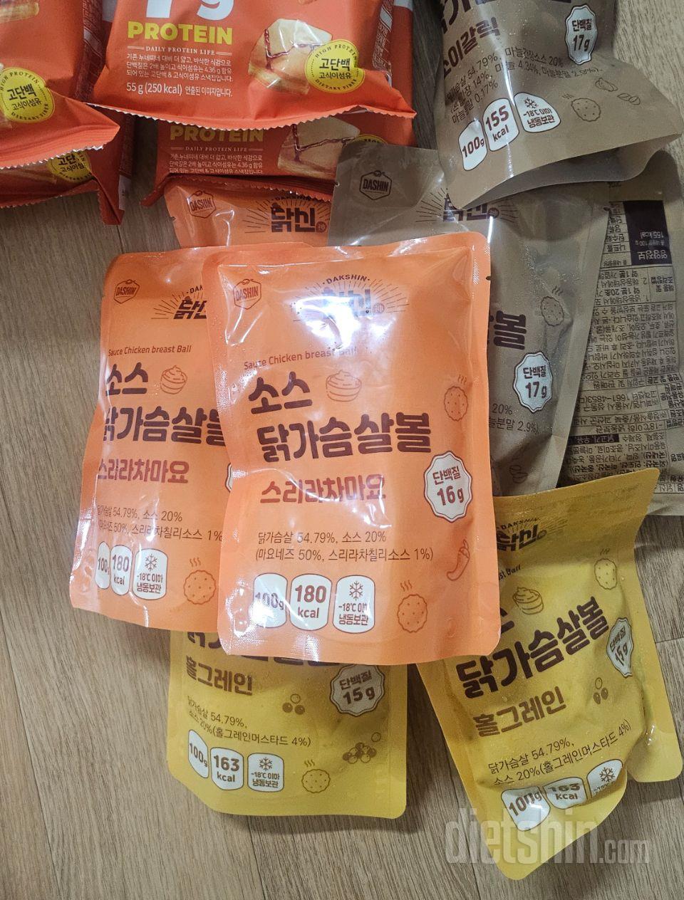 소스맛이좋아서 단백질보충하기좋아요
쟁